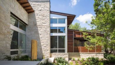 How Much Should It Cost to Put Siding on a House